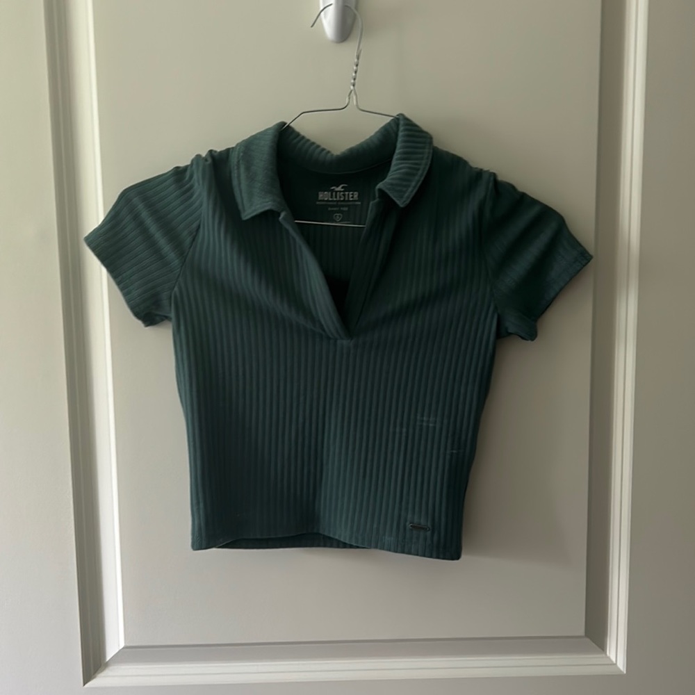 Hollister Baby Tee